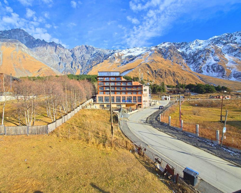 Alpine Lounge Boutique Hotel Степанцмінда Номер фото