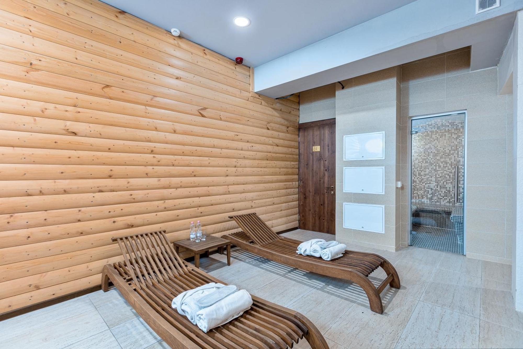 Alpine Lounge Boutique Hotel Степанцмінда Екстер'єр фото